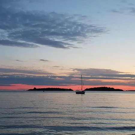 شقة Lux D'or بولا